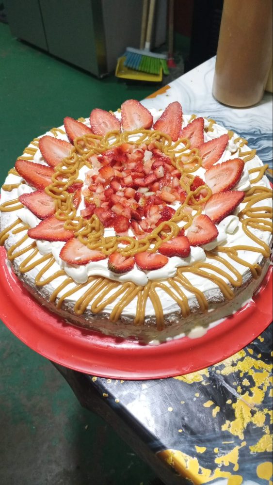 Quesillo Entero Decorado